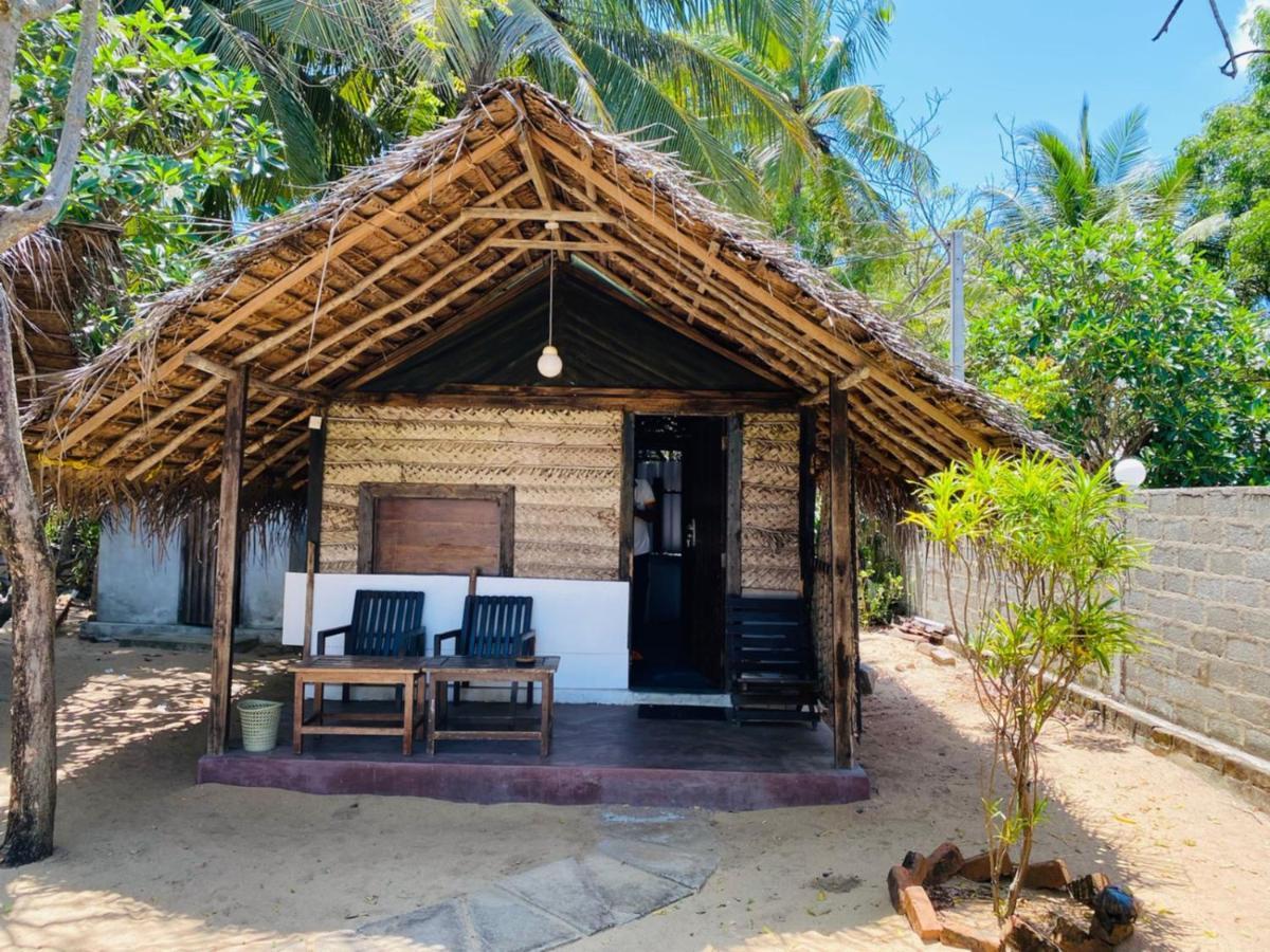 Air Lush Beach Cabanas Arugam Bay Esterno foto