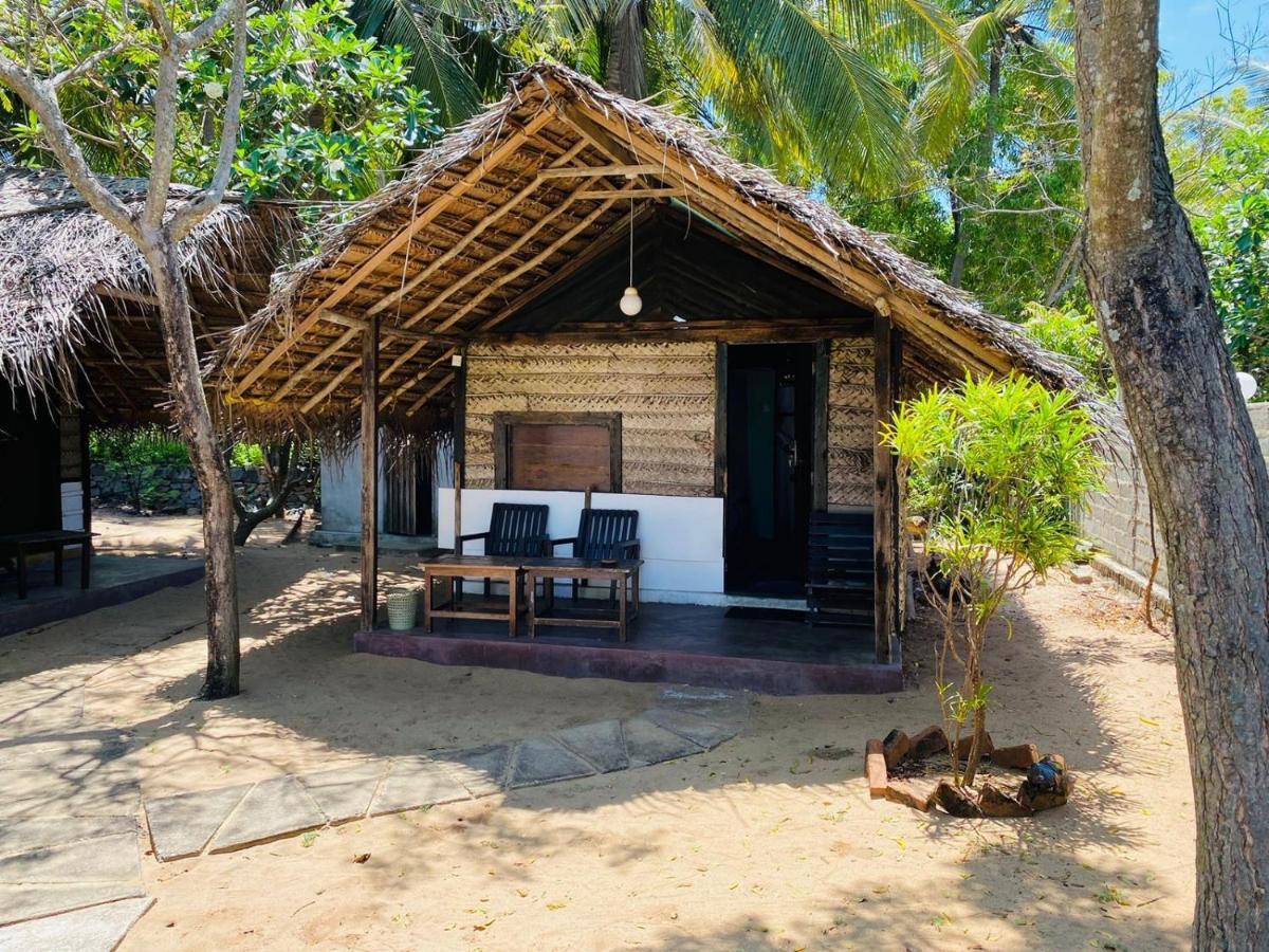 Air Lush Beach Cabanas Arugam Bay Esterno foto