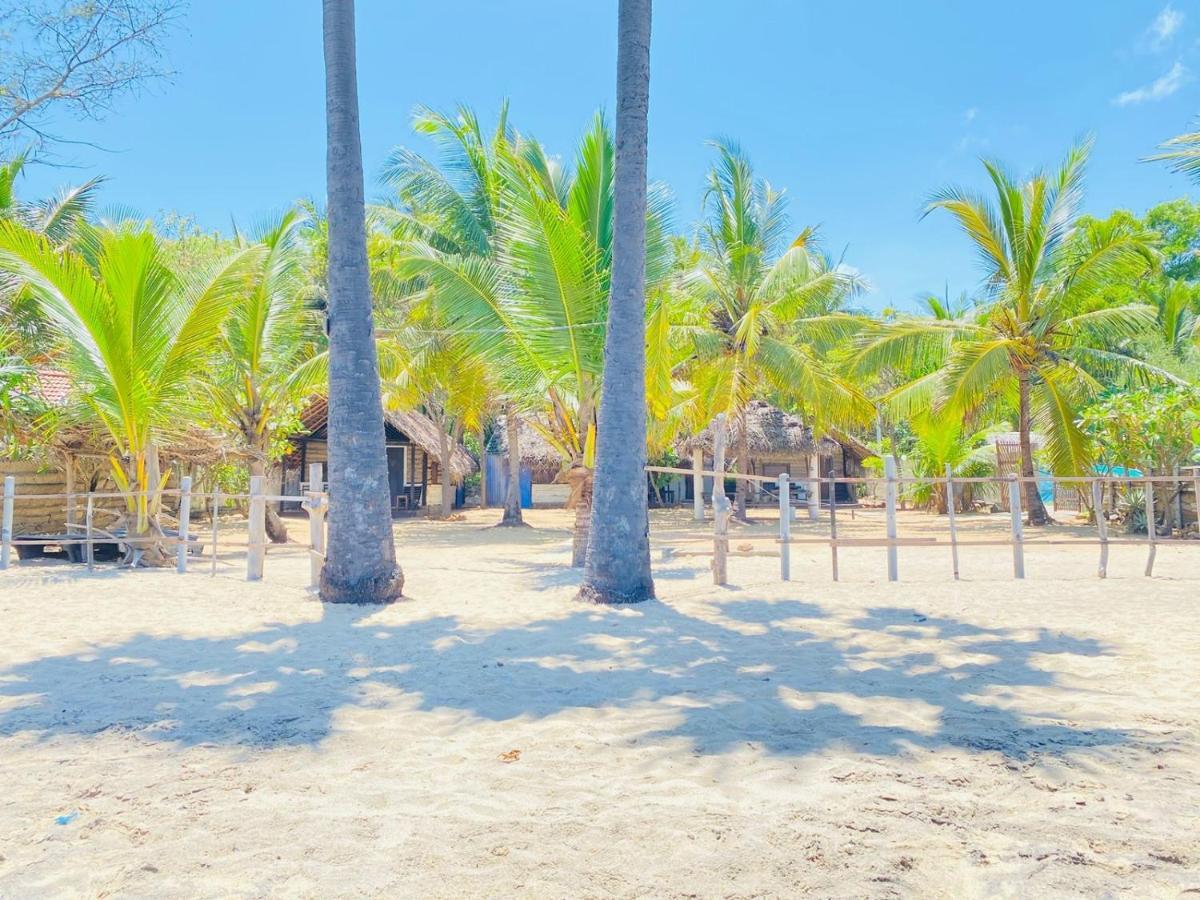 Air Lush Beach Cabanas Arugam Bay Esterno foto