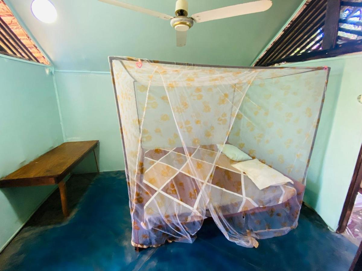 Air Lush Beach Cabanas Arugam Bay Esterno foto