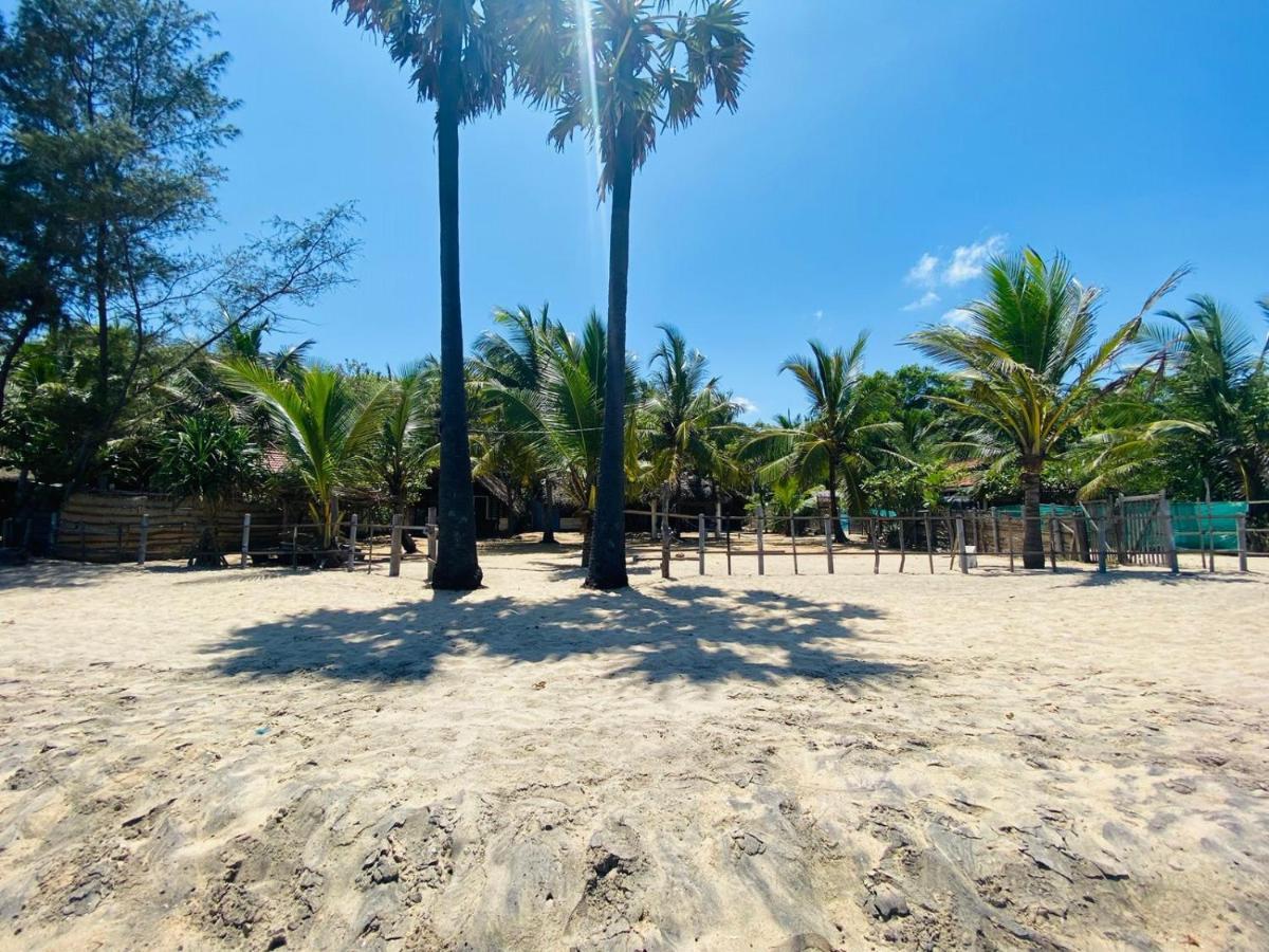 Air Lush Beach Cabanas Arugam Bay Esterno foto